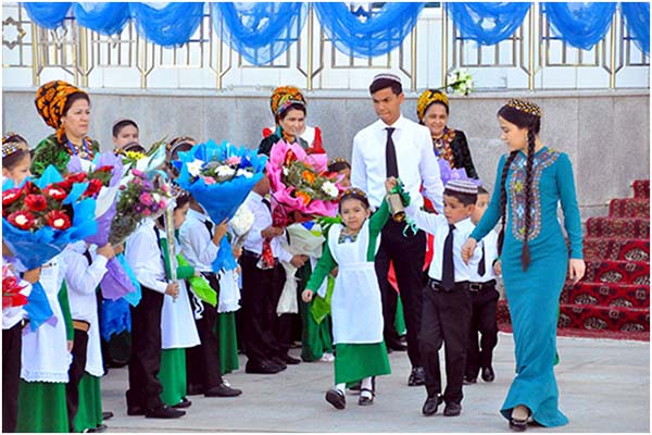 День знаний в Туркменистане